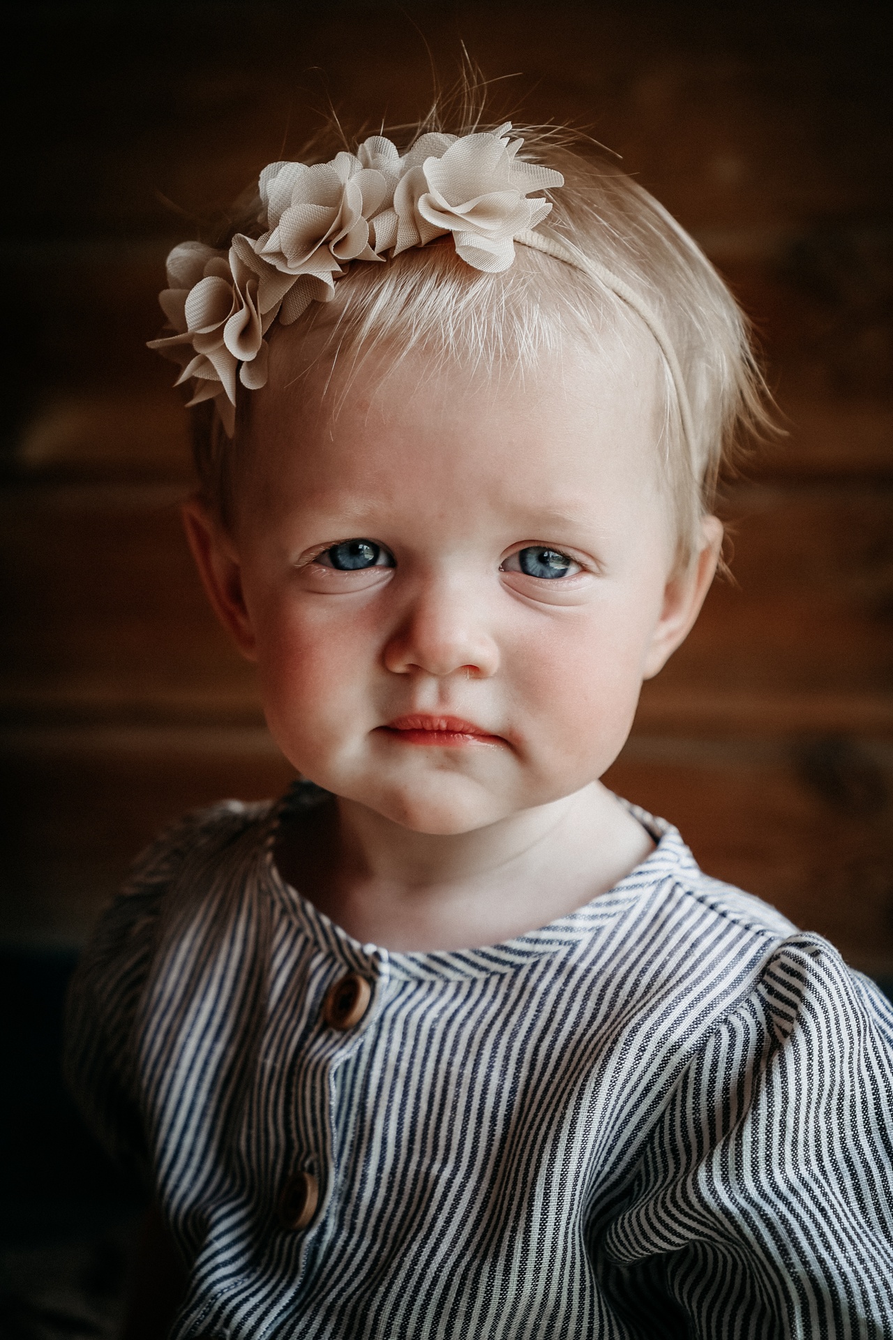 Cakesmash foto van een meisje met een haarband, hoogerheide.